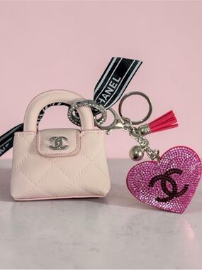 Pink Quilted Mini Handbag Key Holder with Rhinestone LOGO Puffy Heart Charm NEW